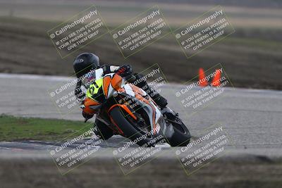 media/Nov-29-2025-TrackDaz (Sat) [[10ae2d9bce]]/B Group/Session 3 (Outside Grapevine)/